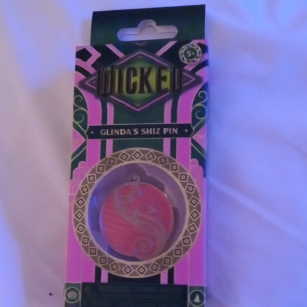 Wicked Glinda's Shiz Pin - Pink and Silver